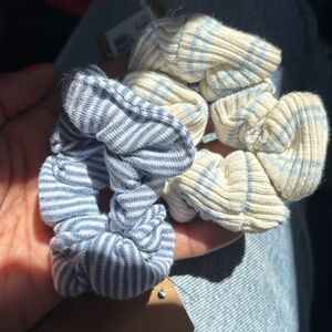 ♥️… Brandy Melville Hair Ties Scrunchies